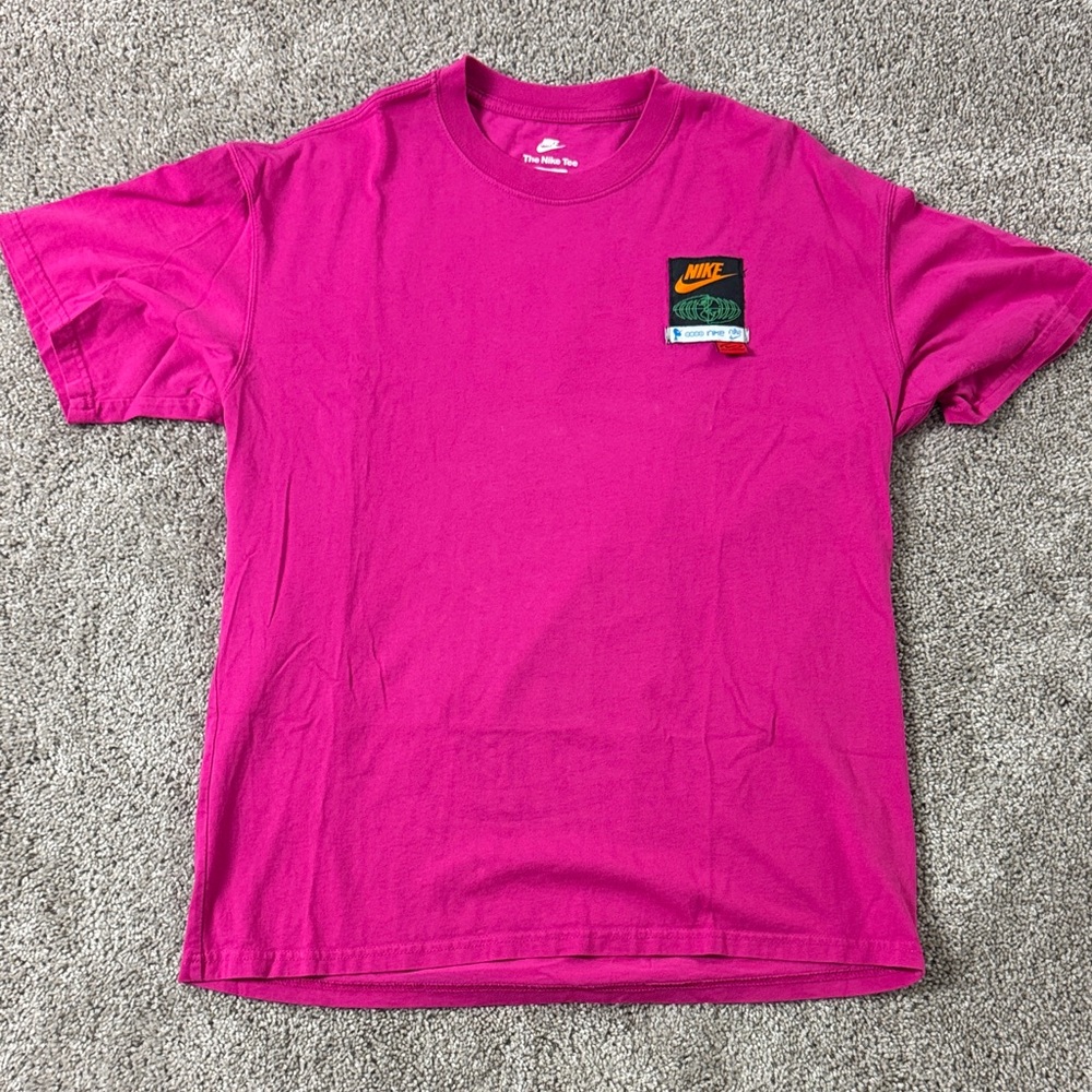 Nike Men's Vibrant Pink Short Sleeve Tee